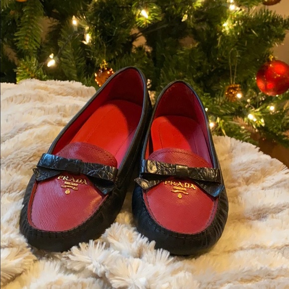 Prada round-toe loafers - Picture 1 of 2
